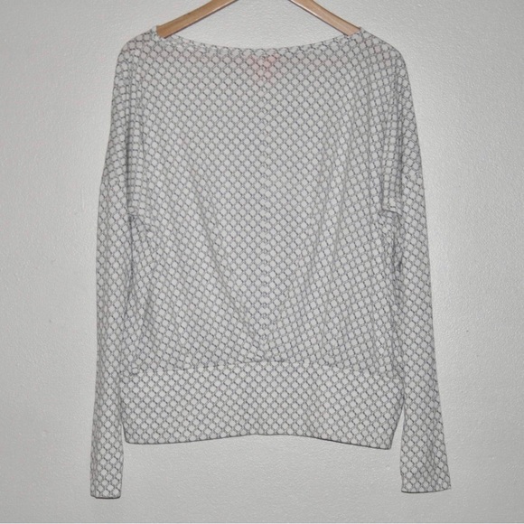 XL - Joe Fresh - Women’s Blouse - Picture 2 of 3